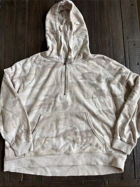 Women teen American Eagle Tan Camo quarter zip sweatshirt hoodie oversized sz XS